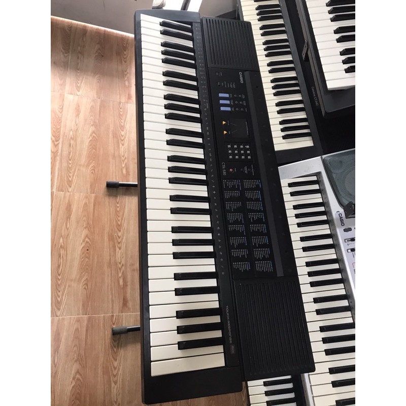Đàn organ Nhật Casio CTK -530  đầy đủ chức năng . âm thanh hay . bảo hành 1 năm