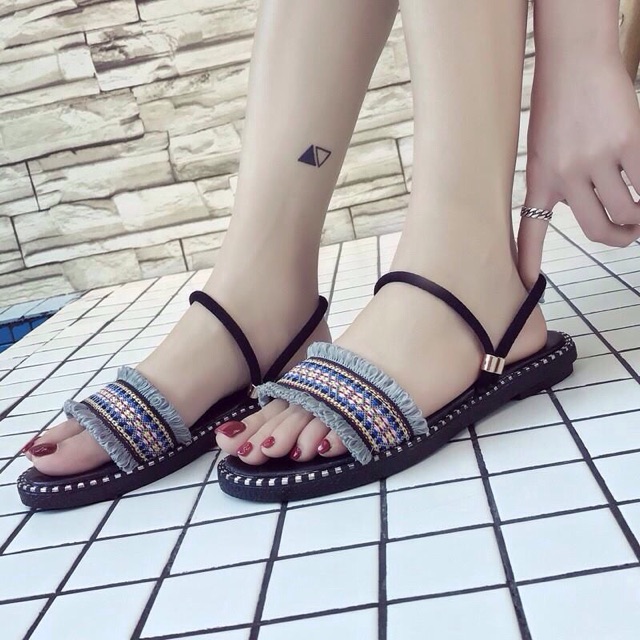 Sandal ulzzang