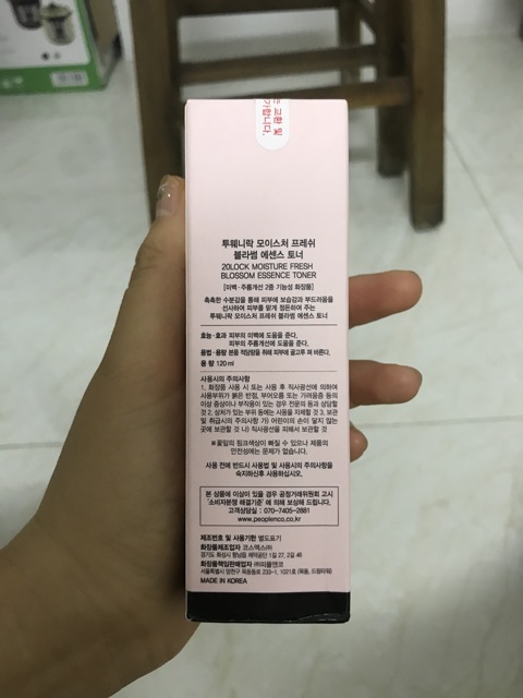 Toner cánh hoa hồng tươi 20lock Moisture fresh Blossom Essence