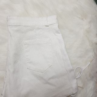 Quần short đan dây