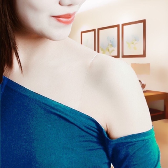 1 đôi dây áo trong suốt