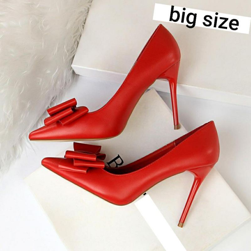 Giày cao gót bít cao 7cm có size lớn BIGSIZE 40 41 42 43