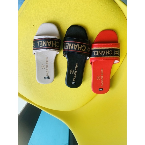 DÉP LÊ BÉ GÁI HÌNH CHỮ 3 MÀU 2 mẫu