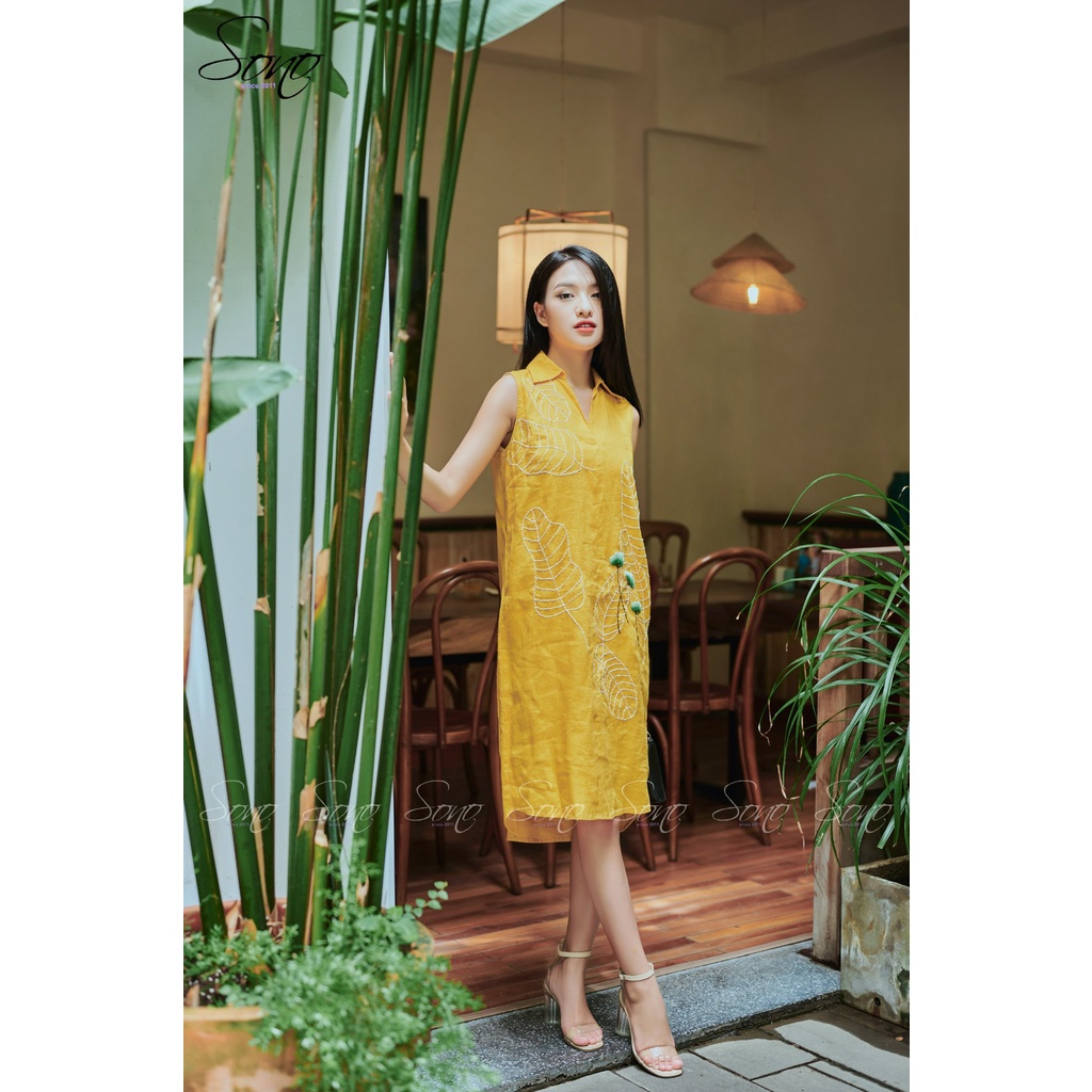 Sono - Đầm Linen Thêu Lá To Hàng Thiết Kế Kiểu Dáng Năng Động Trẻ Trung