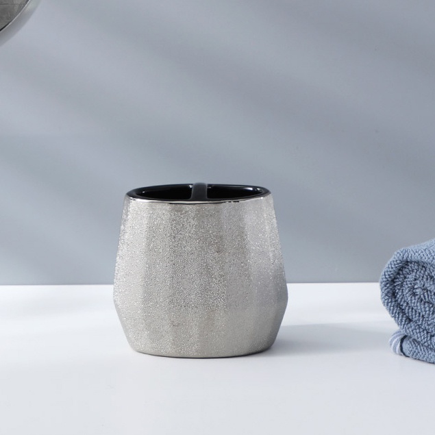 Bộ Bốn Món Bàn Chải Đánh Răng Sáng Tạo Kiểu Châu Âu Sang Trọng Trang Trí Phòng Tắm