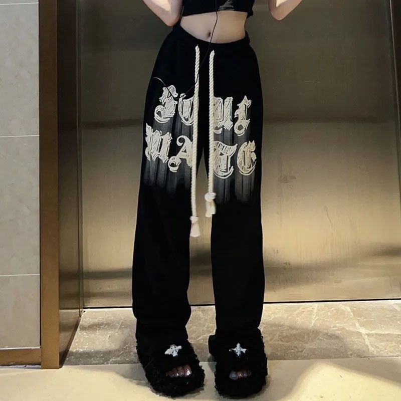 Quần thể thao COZOKC ống rộng in chữ thời trang Hàn Quốc