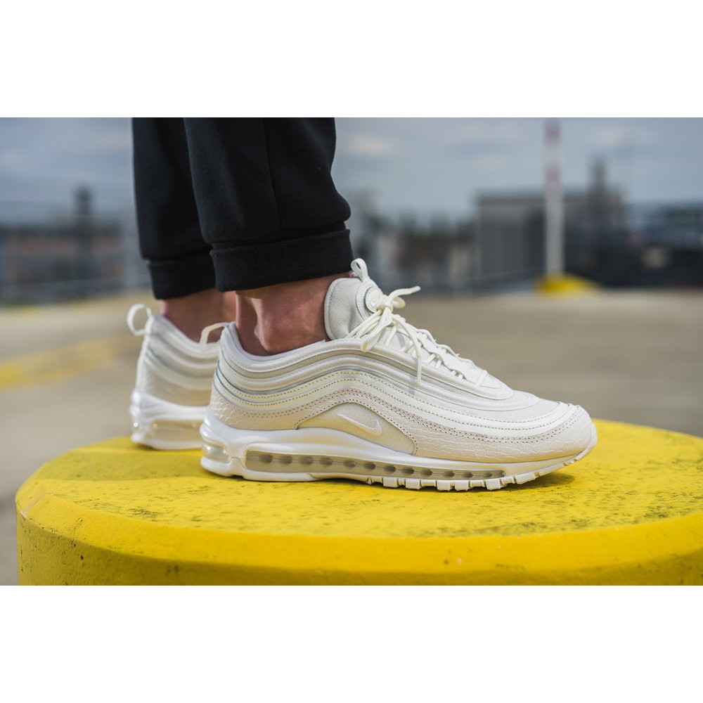 am 97 all white