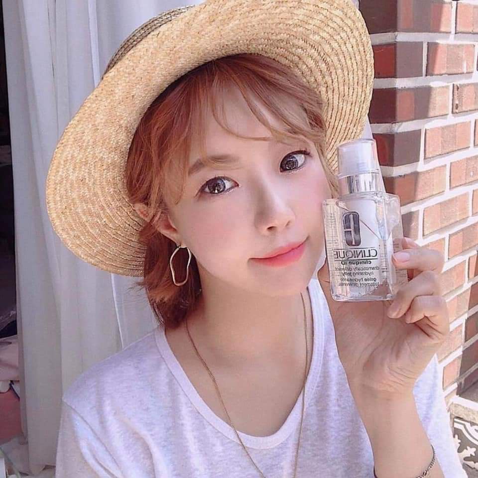 Kem lót  Clinique Dramatically Different Moisturizing dưỡng ẩm 125ml