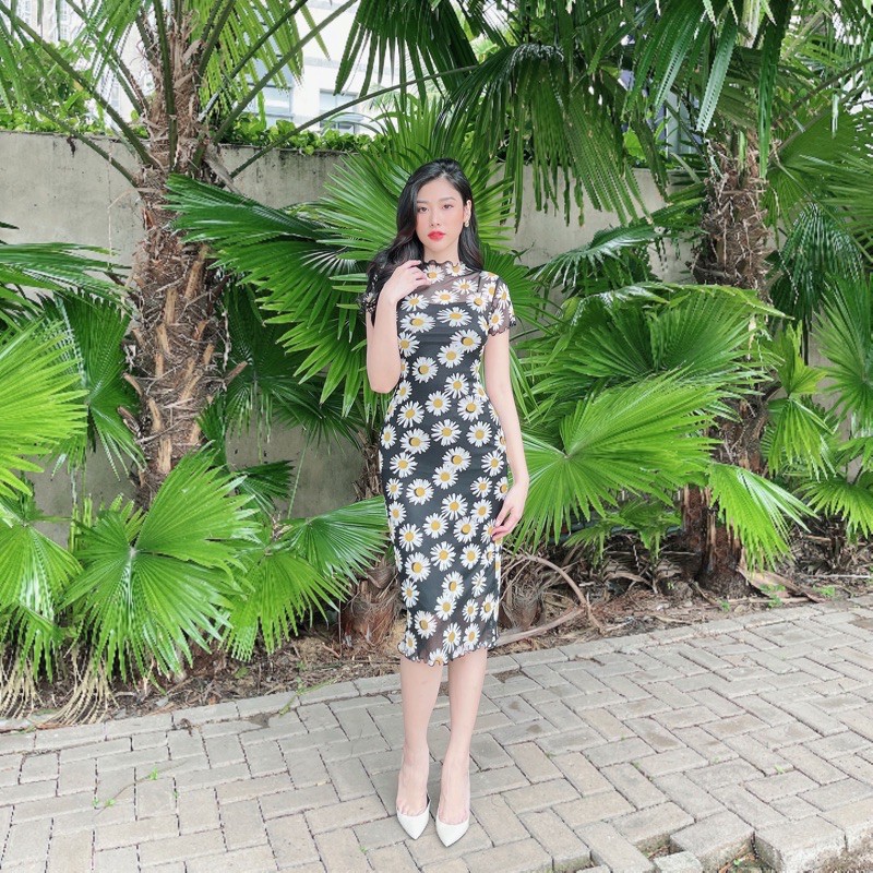 Đầm cổ tròn form dài | BigBuy360 - bigbuy360.vn