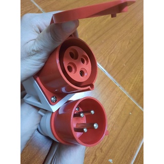 Phích Cắm Ổ Cắm Công Nghiệp 1 Pha 3 Chấu 32A Vuông