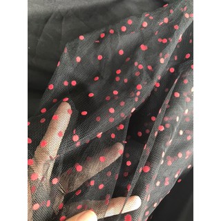 lưới chấm bi đỏ