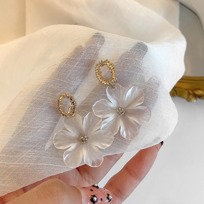 Bông tai hình hoa nhỏ phong cách Hàn Quốc cho nữ