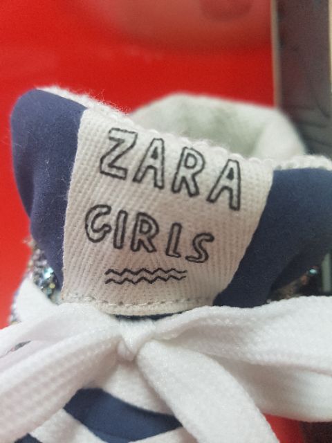 GIÀY ZARA - POMPOM HIGH TOP SNEAKER