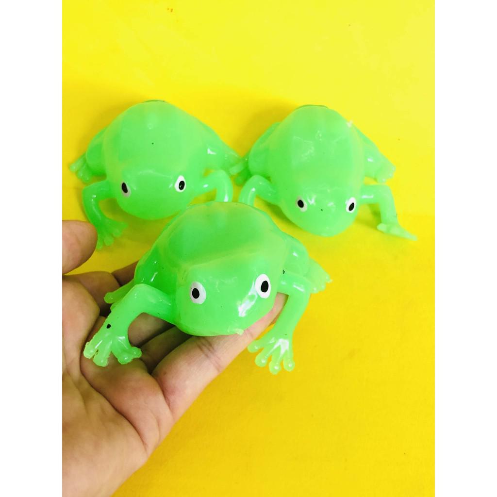 đồ chơi gudetama bóp trút giận con ếch xanh