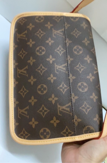 Túi xách đeo chéo nữ hàng supper si tuyển