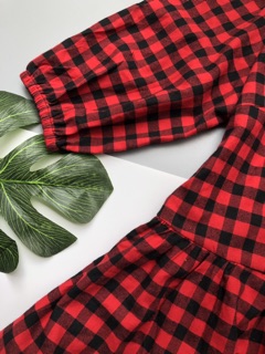 Áo kẻ caro peplum