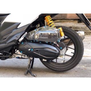Ốp pô E Vario, Click trong suốt