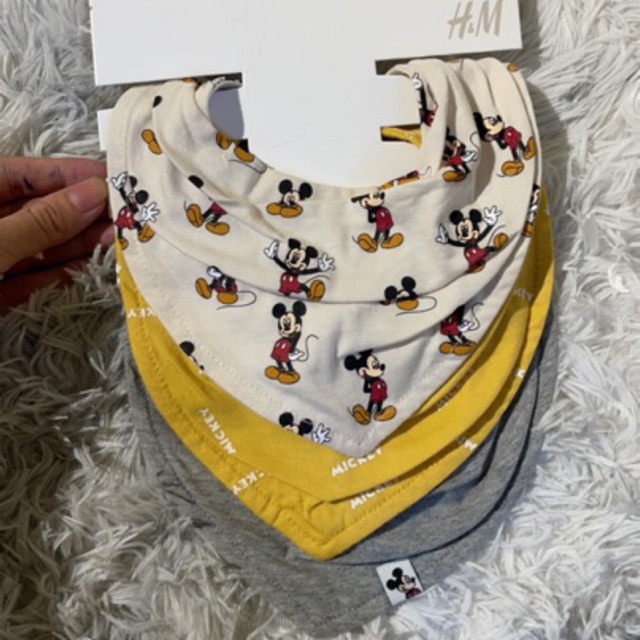 Yếm HM auth