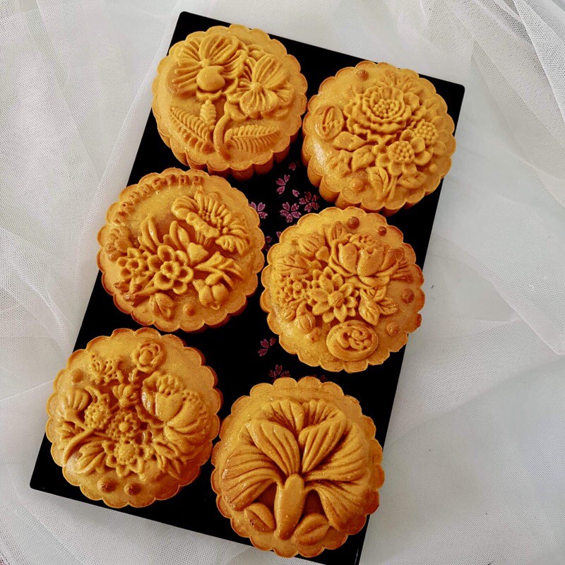 Khuôn lò xo 150g 1 nhấn 6 mặt hoa