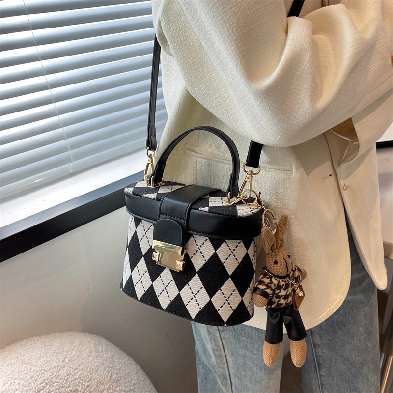 Túi Xách Dáng Hộp Kèm Quai Xách Tay Hoạ Tiết Kẻ Caro Hàng Thời Trang Cao Cấp