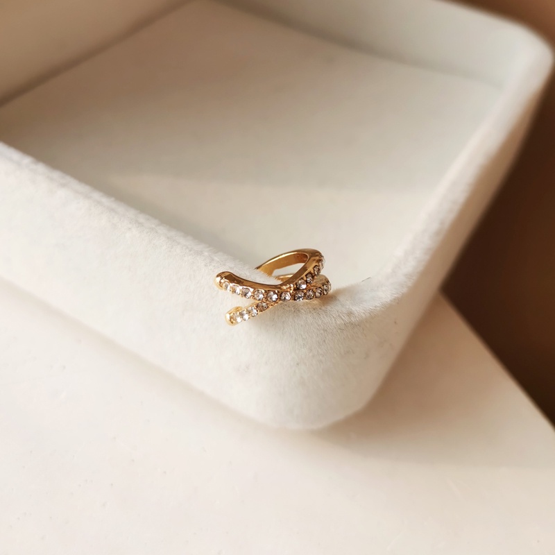 Khuyên tai kẹp vành một bên không bấm lỗ K100 bằng hợp kim mạ vàng (1 chiếc)