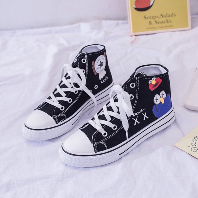 Giày sneaker cao cổ hoạt hình cute