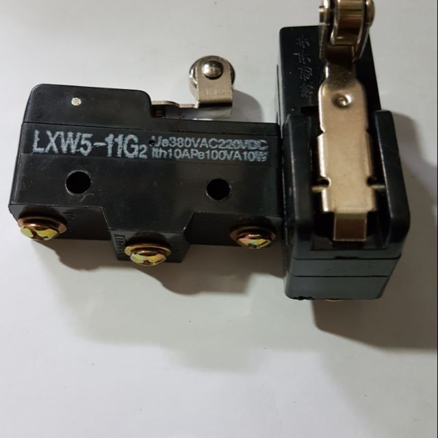 Công tắc hành trình LXW5-11G2