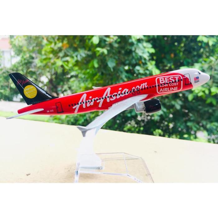 Mô Hình Nhân Vật Airlines 207 Winner