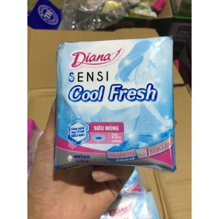 Băng Vệ Sinh Diana Sensi Cool Fresh Siêu Mỏng không Cánh Gói 8 Miếng