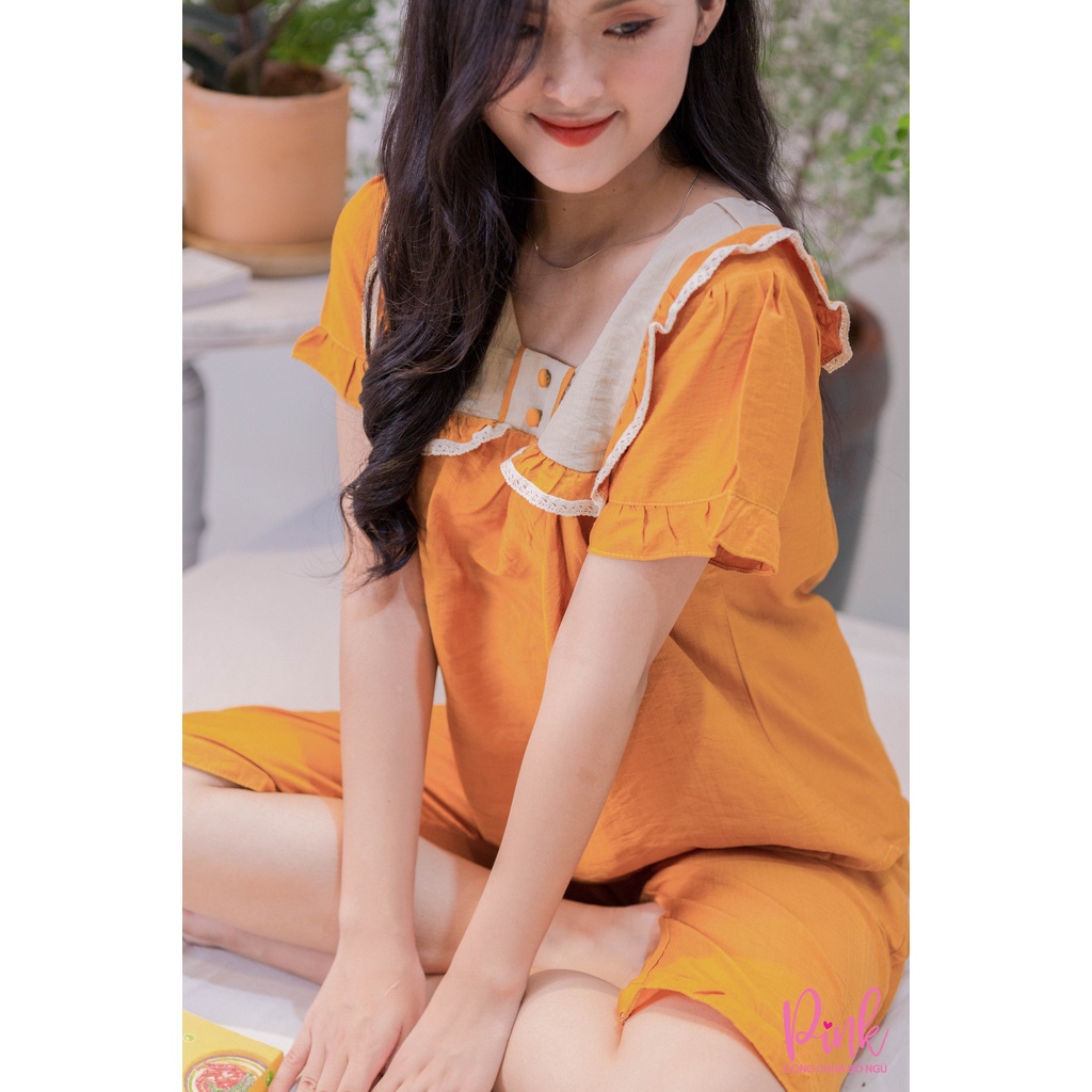 Bộ Đồ Lửng Pijama Nữ Màu Vàng Mặc Mùa Hè Chất Vải Đũi Cao Cấp Mềm Mịn Hút Mồ Hôi Tay Ngắn Quần Lửng Dịu Dàng Sang Trọng