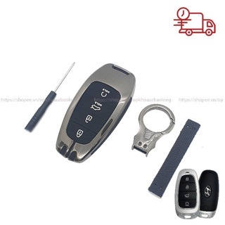 Ốp kim loại lót cao su Hyundai Santafe 2021, 2022, 2023,Tucson 2022, 2023