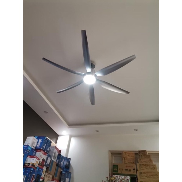 Quạt TrầnQuạt trần Đèn 6 Cánh Tự Động
