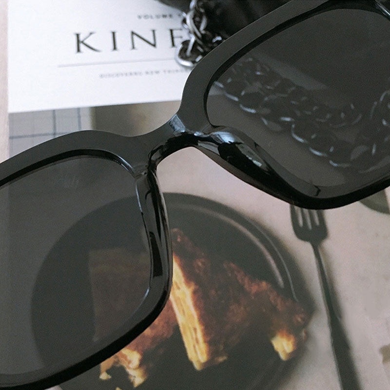 Kính Mát Gọng Kim Loại Thiết Kế Đơn Giản Thời Trang