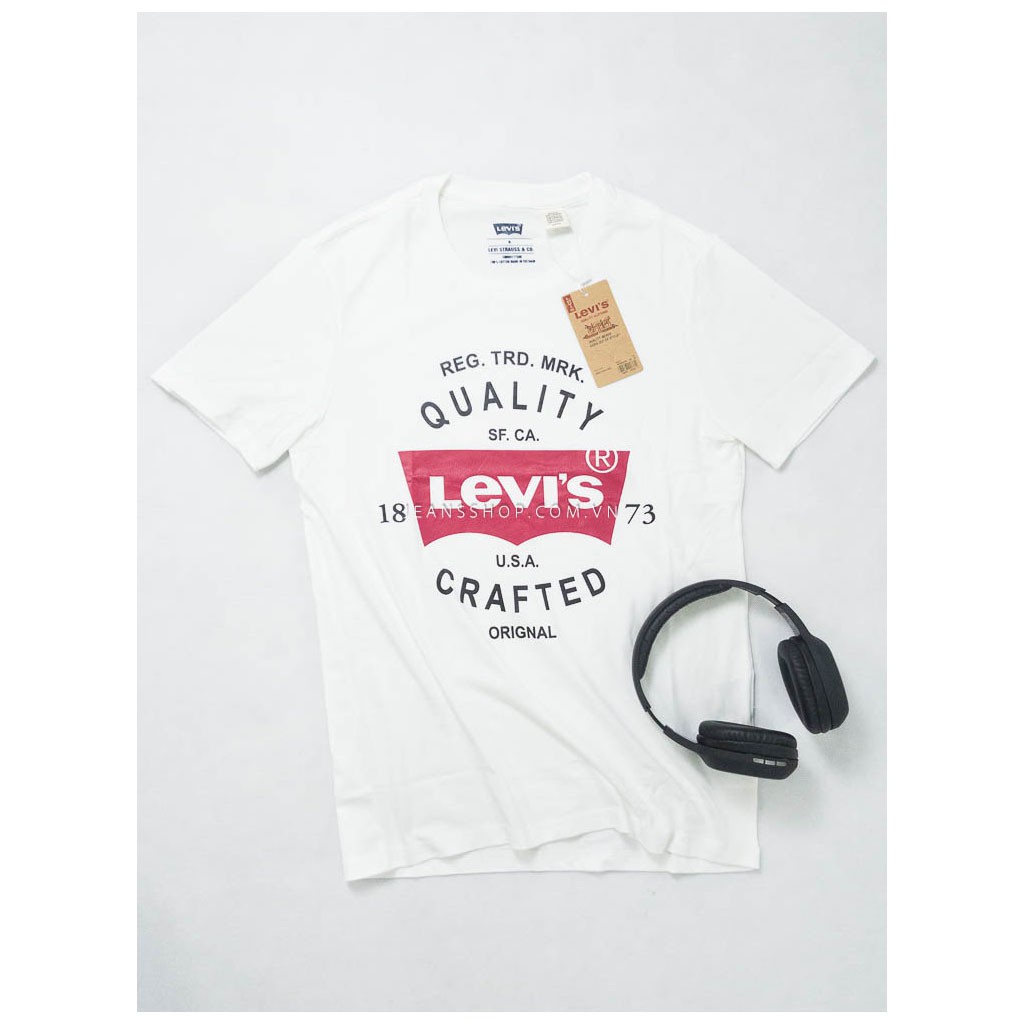 áo thun trắng levis