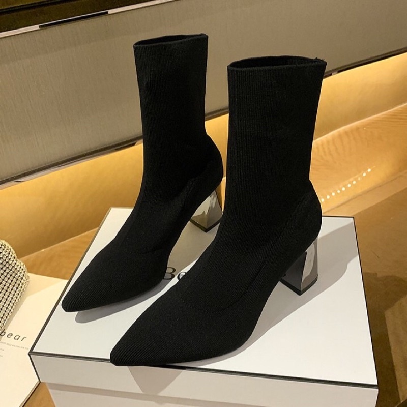 FULL BOX 🌼 Bốt len chun cổ thiết kế mũi nhọn, gót gương | BigBuy360 - bigbuy360.vn