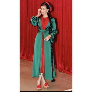 áo choàng xanh tứ thân