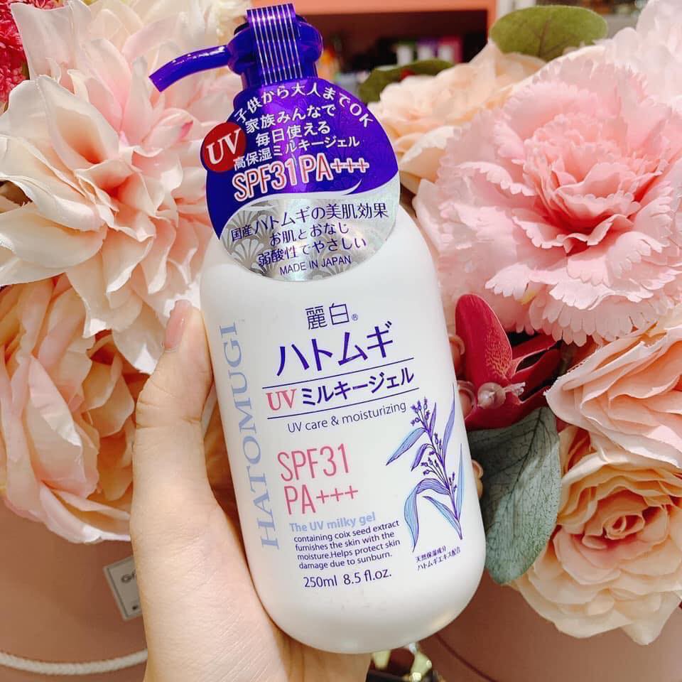 Sữa dưỡng thể chống nắng Hatomugi 250ml SPF31 PA+++ Nhật Bản