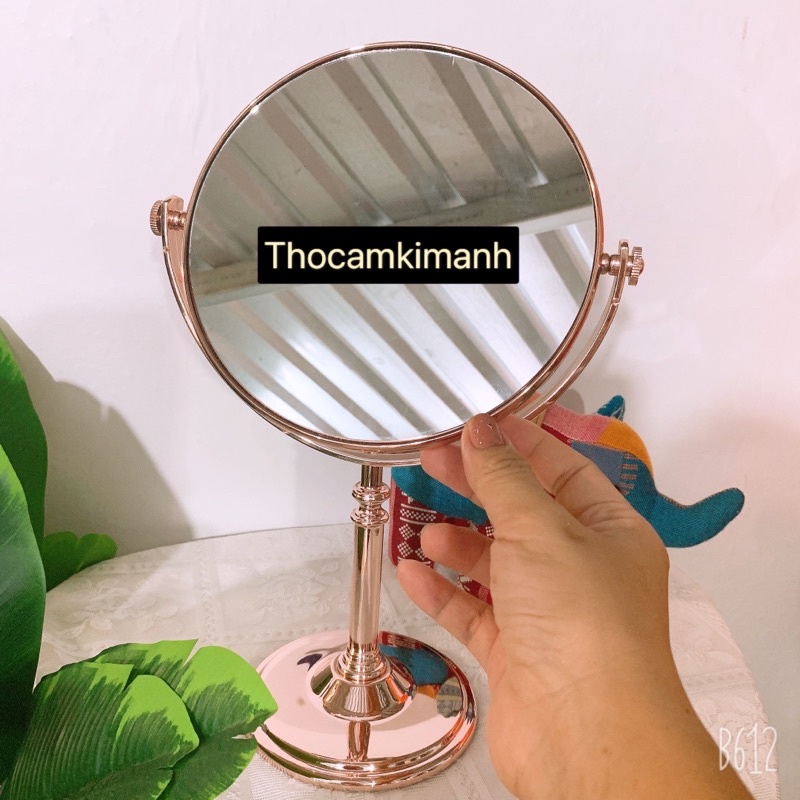 Gương trang điểm 2 mặt cao cấp xoay 360 độ ( có 1 mặt phóng đại gấp 3 lần )