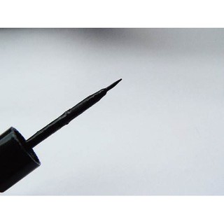 Kẻ Mắt Nước Missha The Style Liquid Sharp Eyeliner