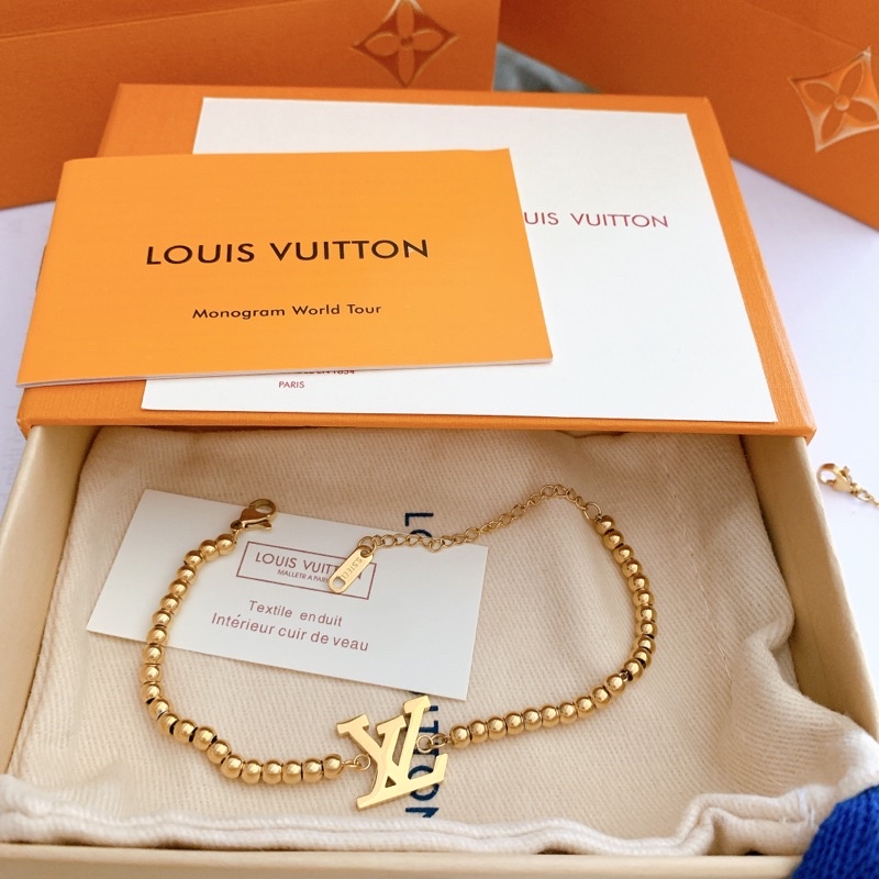 Lắc tay LV hàng full box như hình ( hình thật)