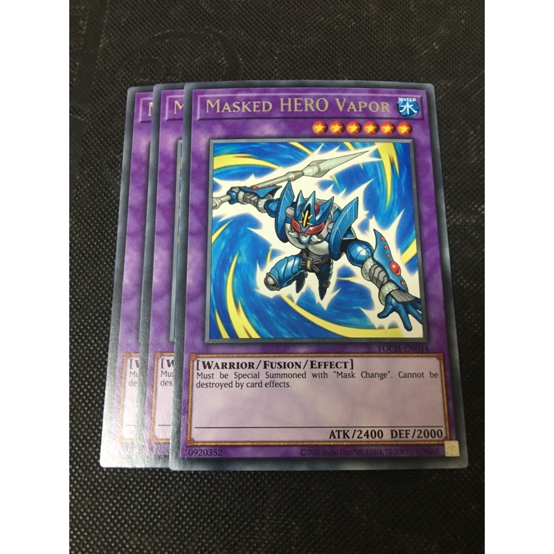 Thẻ bài Yugioh Masked hero vapor