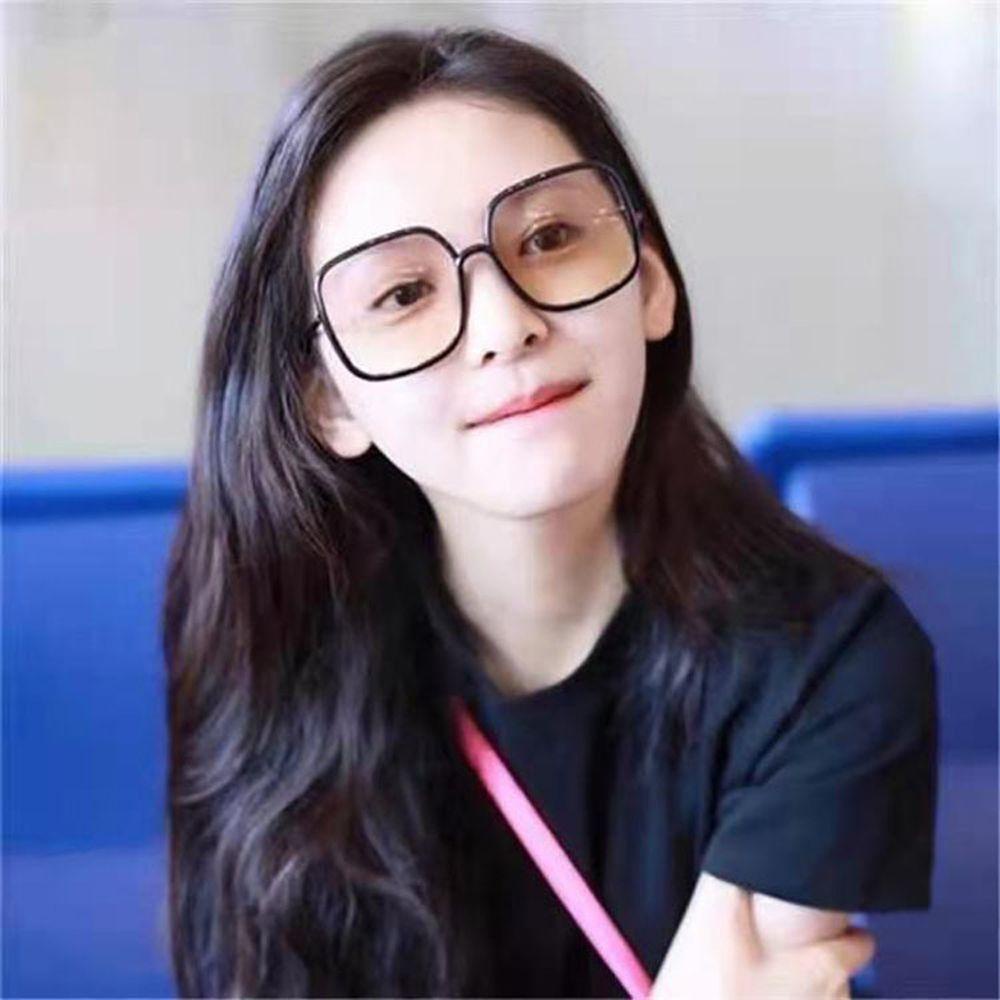 Kính Mát Gọng Vuông Lớn Phong Cách Vintage Dành Cho Nam Nữ