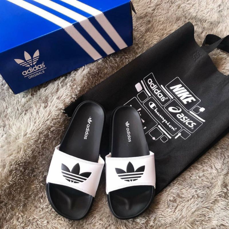 Giày Sandal Adidas Adilette 100% Chính Hãng