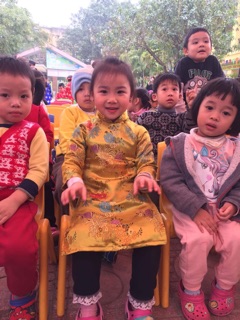 Áo dài trẻ em