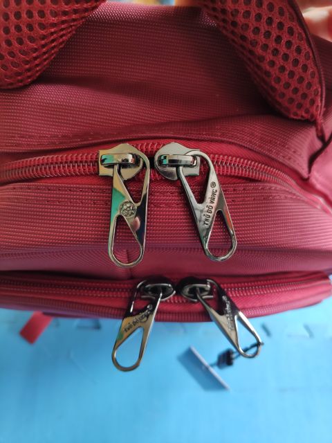 Ba lô đựng laptop (cỡ nhỏ), Thủ Đô Vàng, Mã SP : 227,226,250 | BigBuy360 - bigbuy360.vn