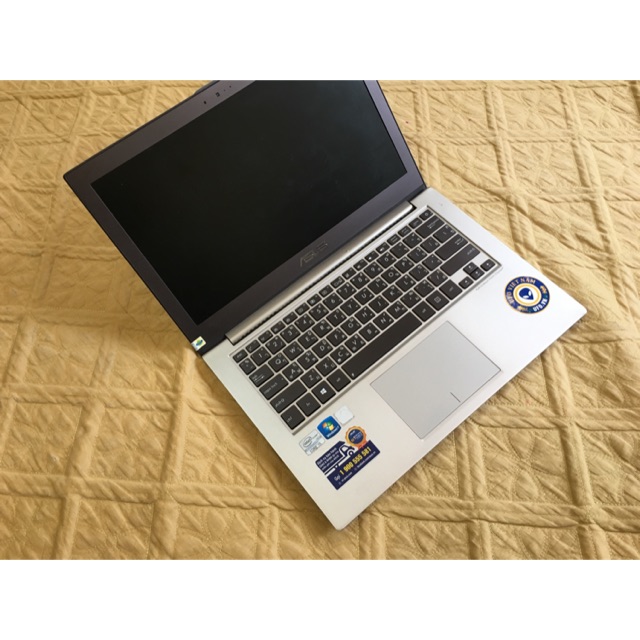 Laptop Asus ux32 vỏ nhôm mỏng nhẹ như Macbook Air đẹp sang trọng | BigBuy360 - bigbuy360.vn