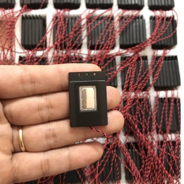 Loa chế laptop loại mỏng