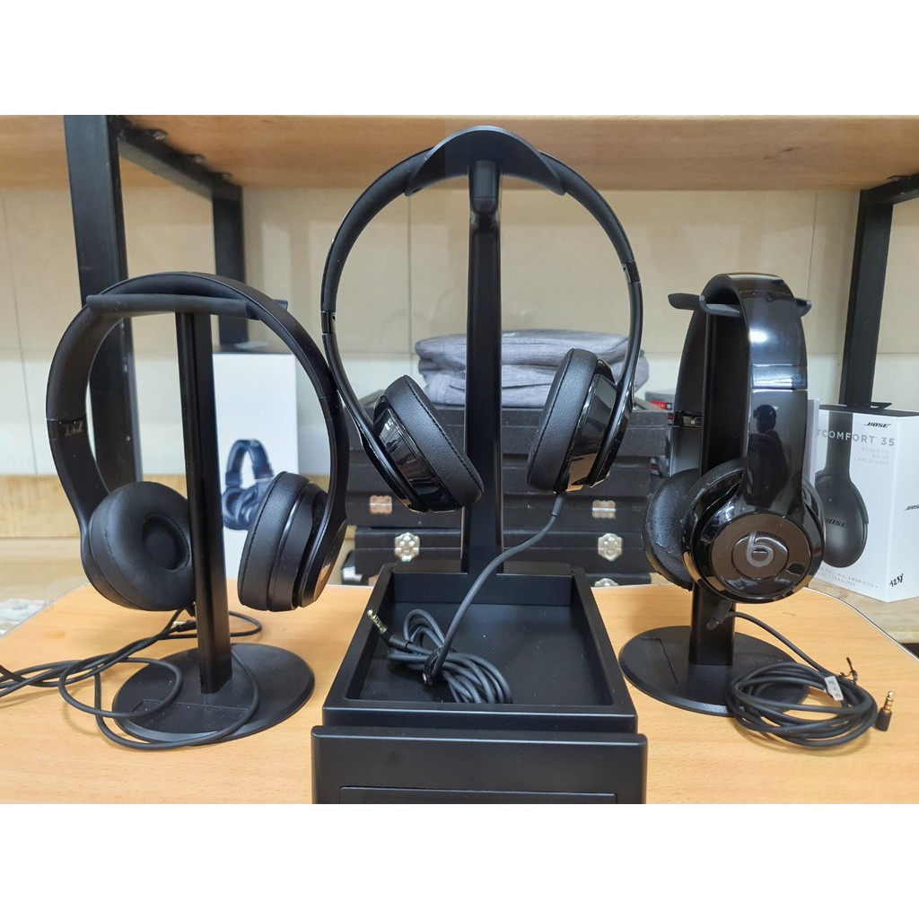 Tai nghe Beats solo 3 bản dây 3.5 giá cực tốt 2hand, hàng chính hãng nhấp Mỹ, ngoại hình đẹp, giá tốt