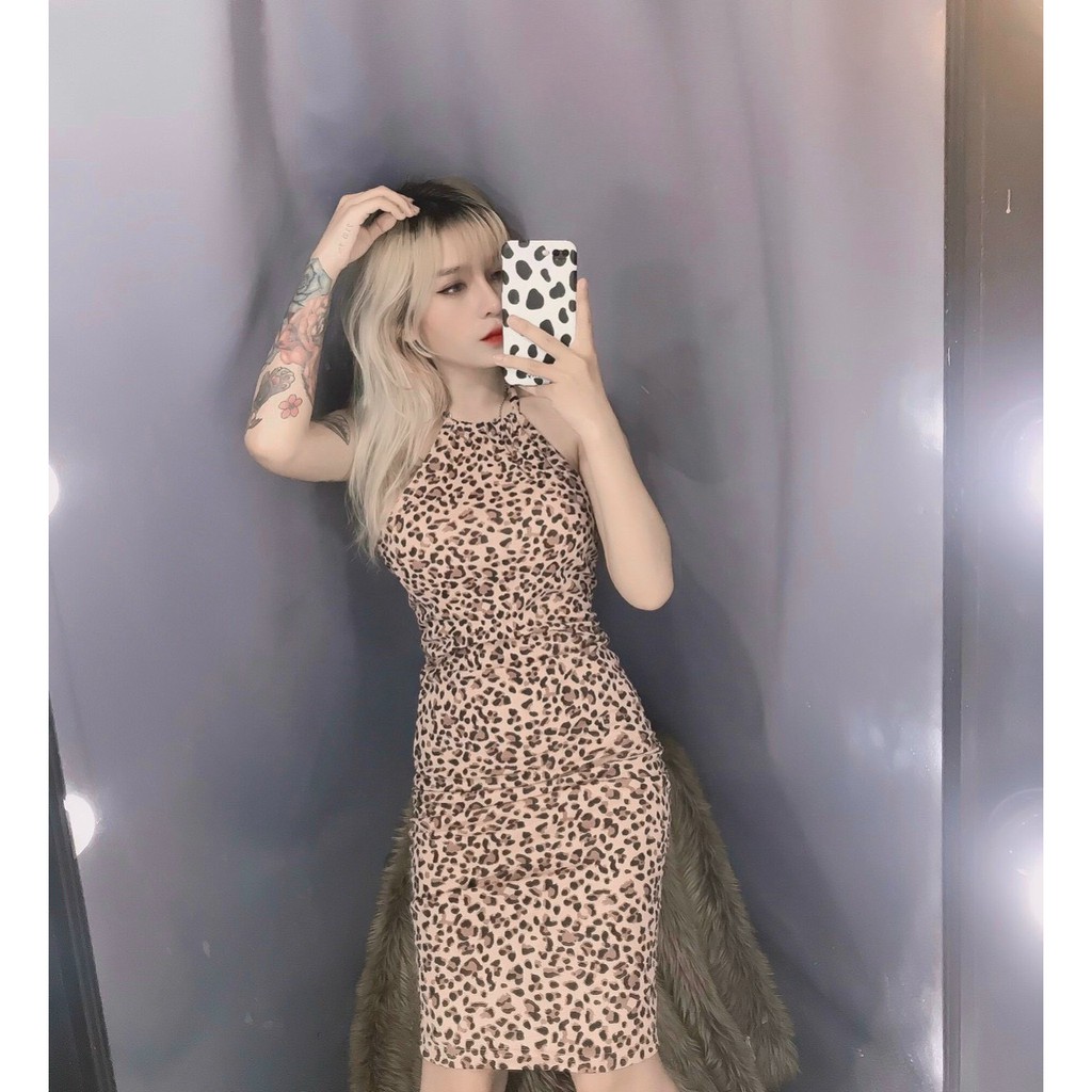 Đầm yếm họa tiết hót hit phối dây hạt ngọc siêu xinh sexy tôn dáng xinh ảnh thật hot đủ mau free size