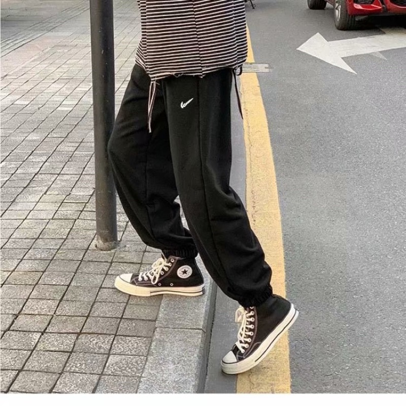 Quần jogger naiiiii 758